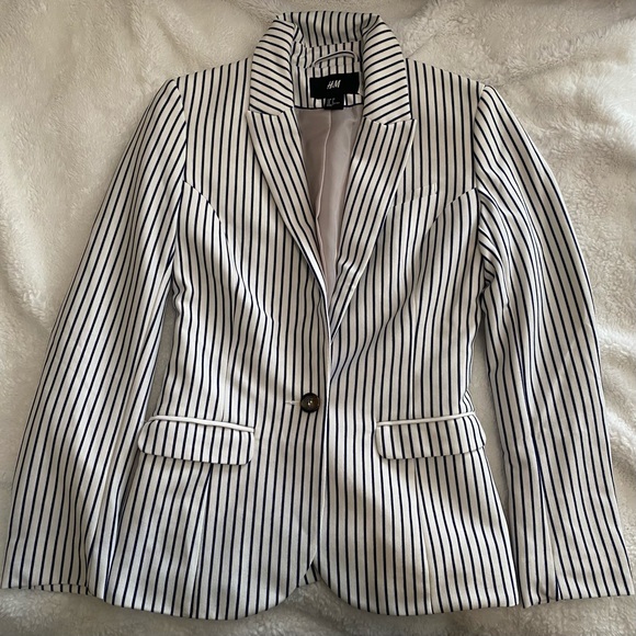 H&M Striped Blazer - Picture 1 of 5